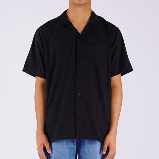 Petrol Men's Basic Collared Woven Shirt Comfort Fitting 156147-U (Black)